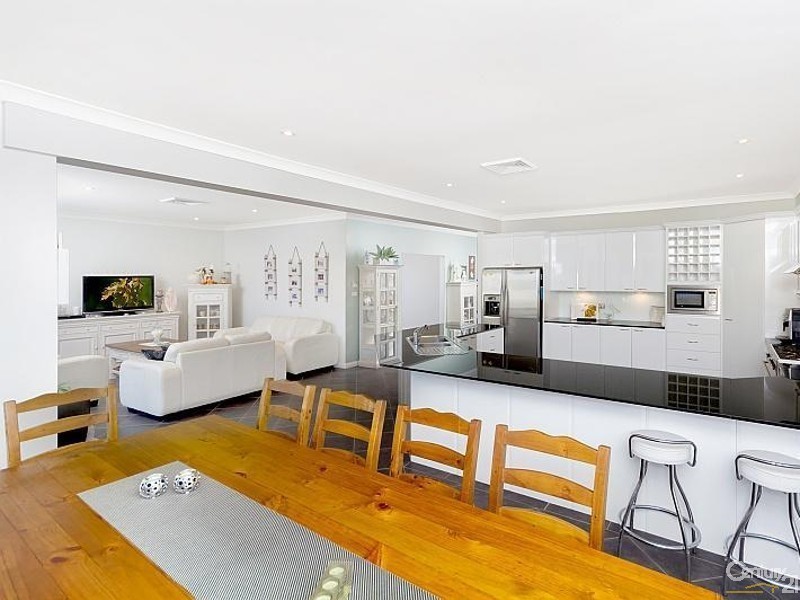 100 Swadling Street, Long Jetty NSW 2261