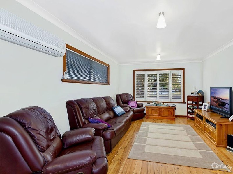 9 Oxley Road, Killarney Vale NSW 2261
