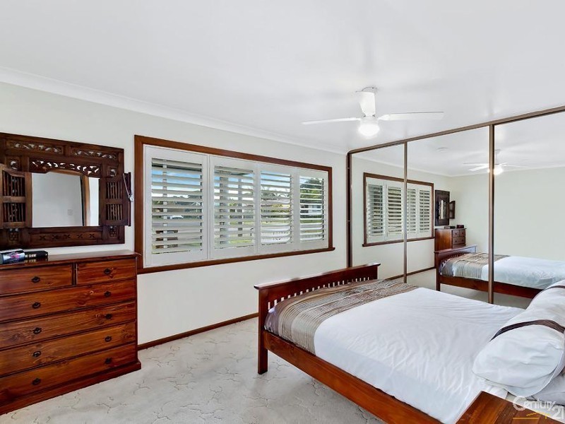 9 Oxley Road, Killarney Vale NSW 2261