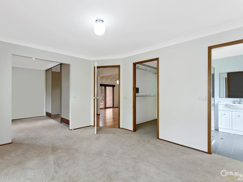 277 Lakedge Avenue, Berkeley Vale NSW 2261