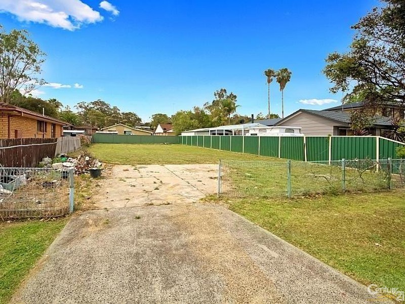 13 Seawind Terrace, Berkeley Vale NSW 2261