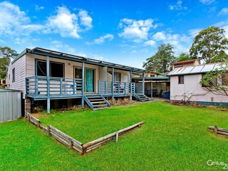 54 Kilkenny Parade, Berkeley Vale NSW 2261