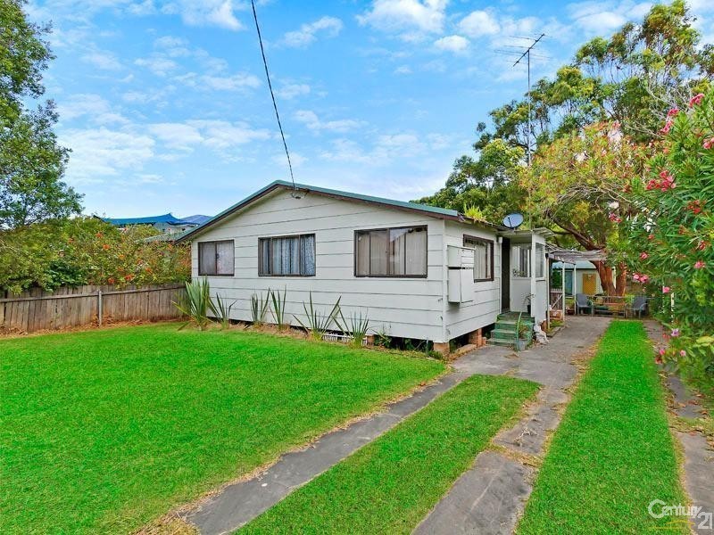 33 Boomerang Road, The Entrance NSW 2261