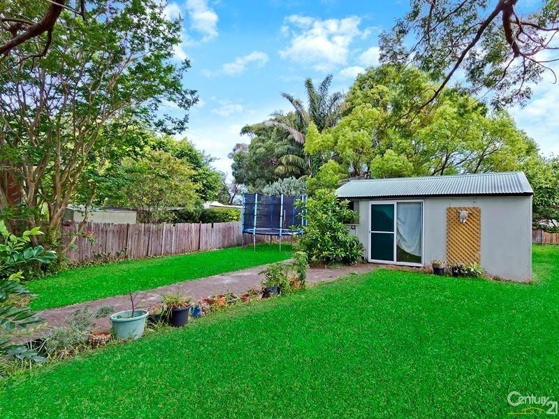 33 Boomerang Road, The Entrance NSW 2261