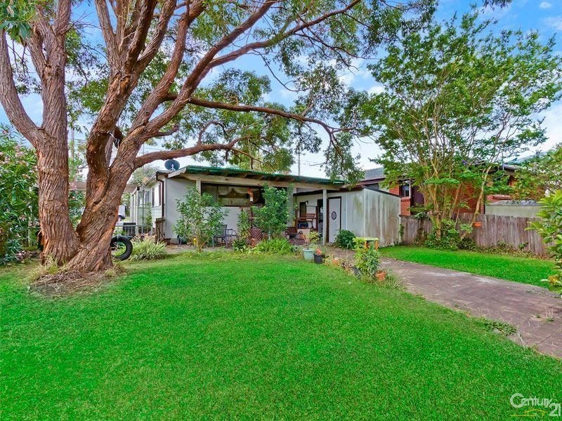 33 Boomerang Road, The Entrance NSW 2261