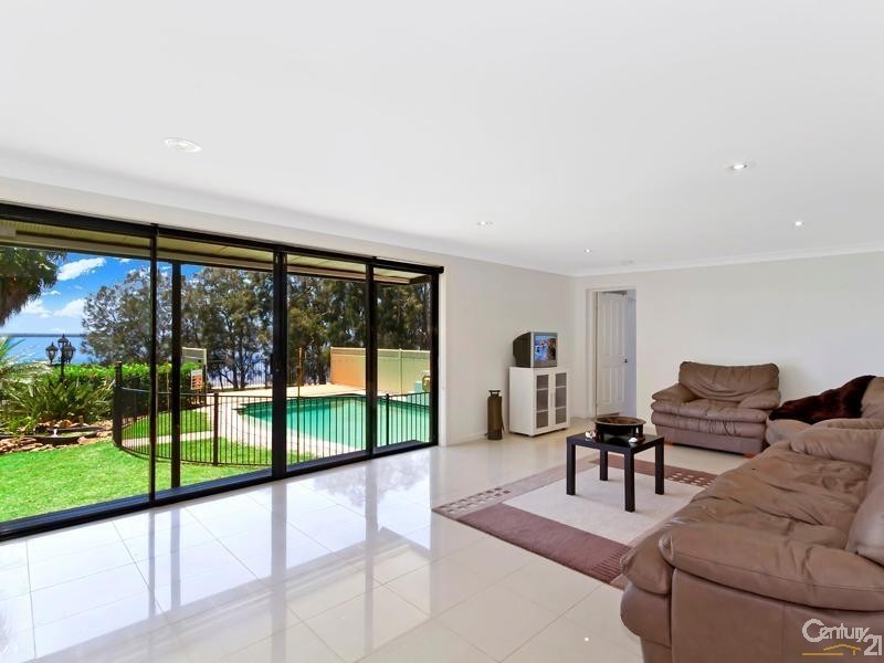 29 Trelawney Street, Killarney Vale NSW 2261