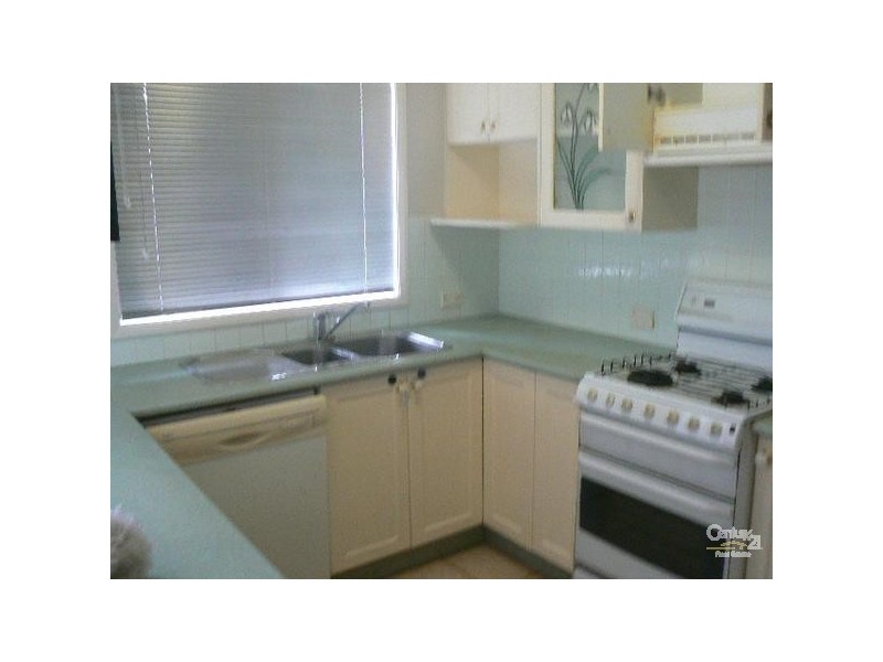 143 Kerry Cresent, Berkeley Vale NSW 2261