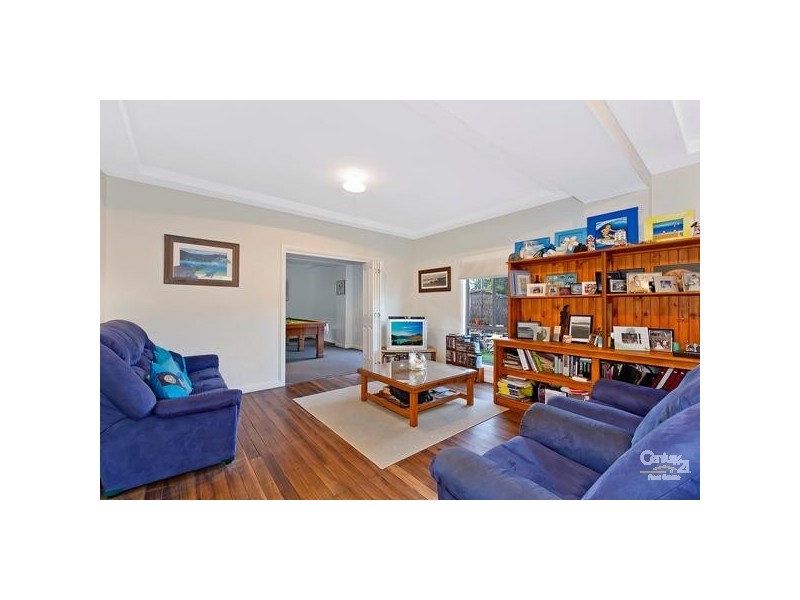 2 Geoffrey Rd, Chittaway Point NSW 2261
