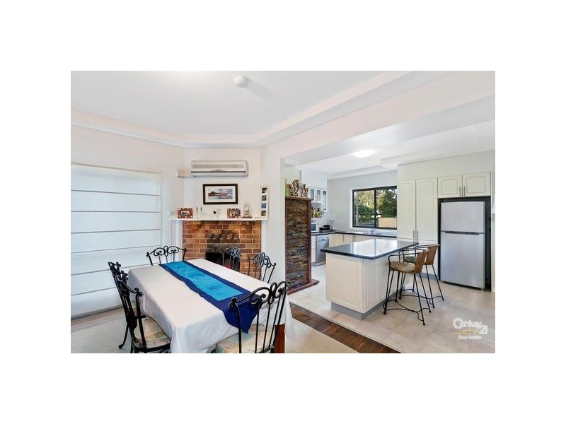 2 Geoffrey Rd, Chittaway Point NSW 2261