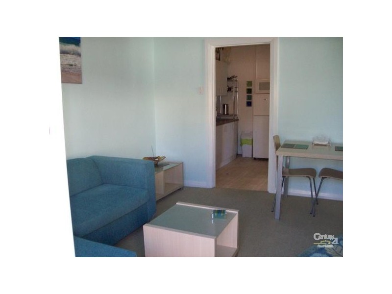 1/37 Hutton Rd, The Entrance North NSW 2261