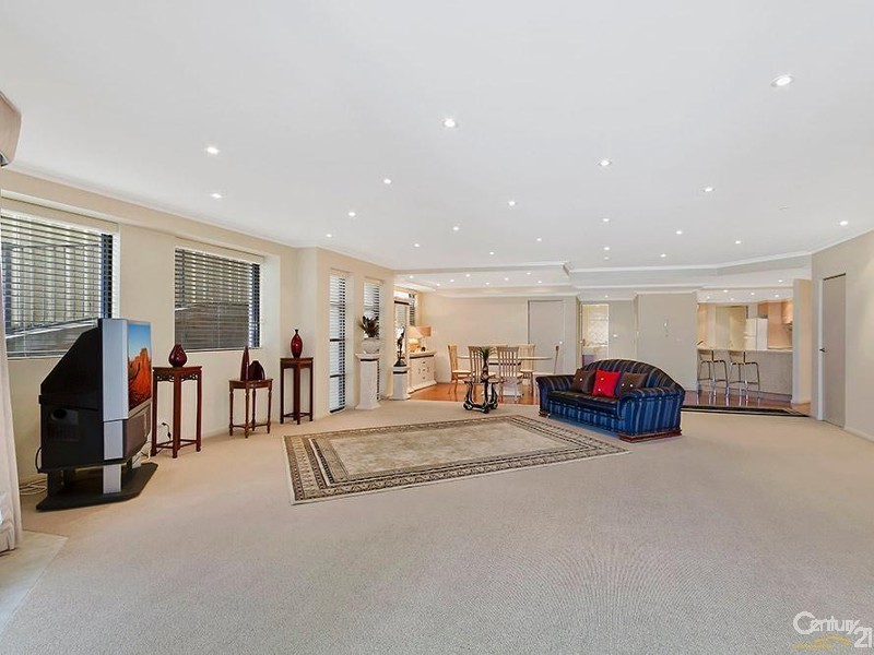 Unit 4/110-112 Ocean Parade, Blue Bay NSW 2261