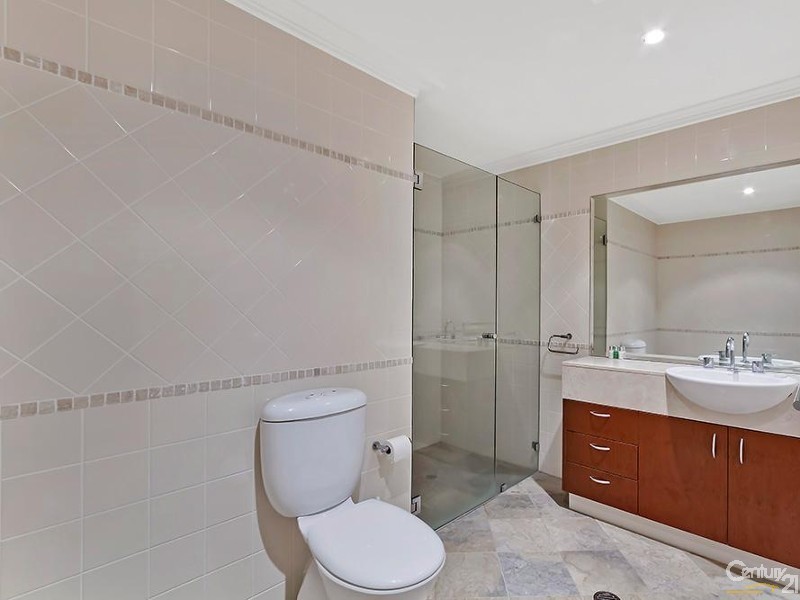 Unit 4/110-112 Ocean Parade, Blue Bay NSW 2261