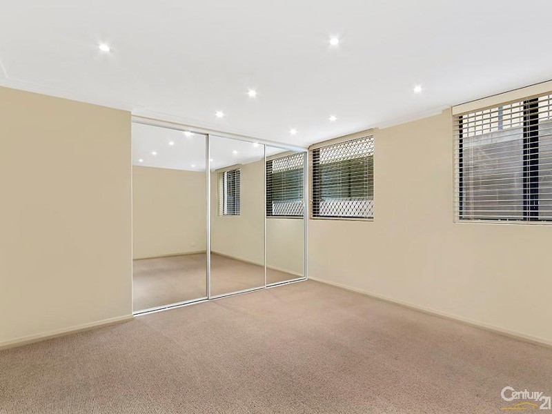 Unit 4/110-112 Ocean Parade, Blue Bay NSW 2261