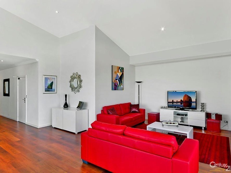 11 81-83 Ocean Parade, The Entrance NSW 2261