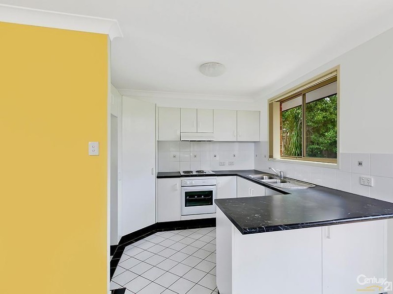 2/93 Hume Blvde, Killarney Vale NSW 2261