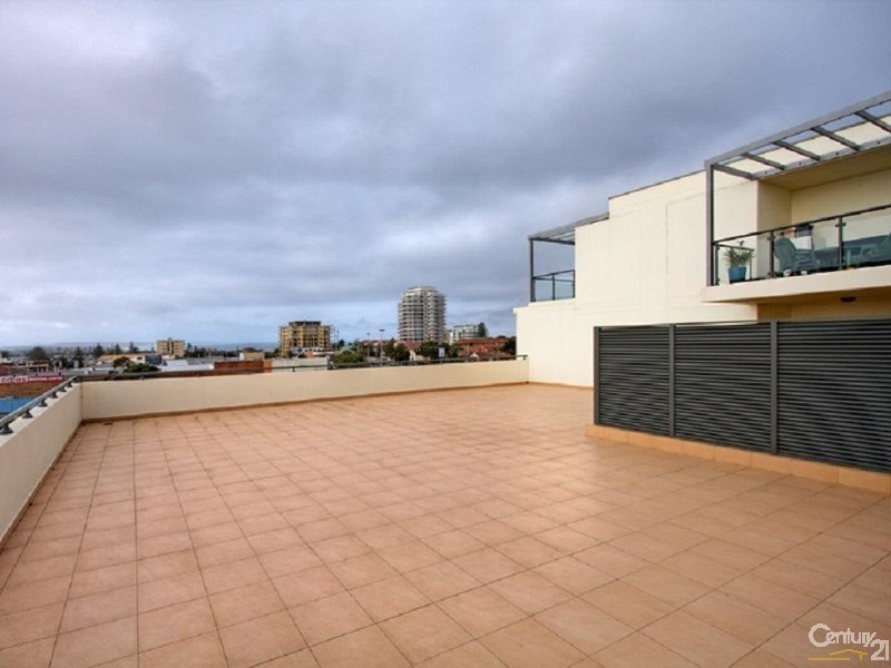 15/2-6 Warrigal Street, The Entrance NSW 2261