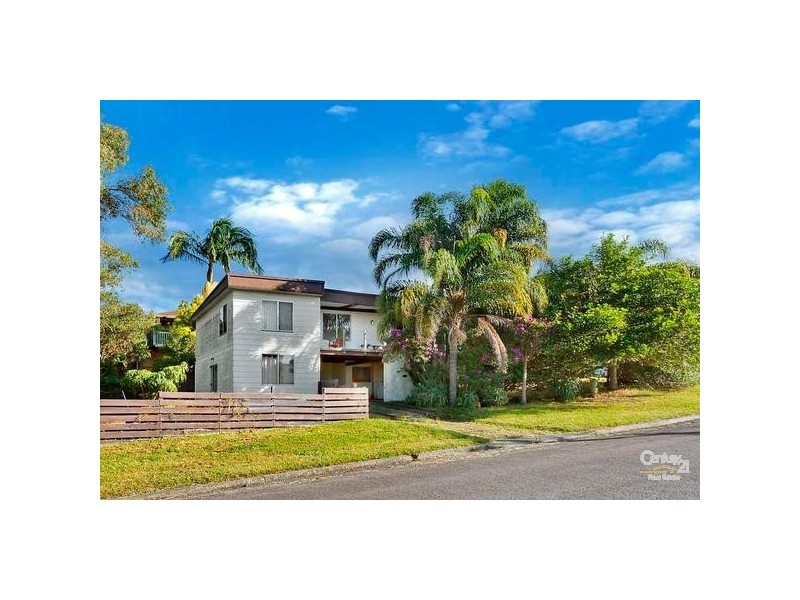10 Margherita Ave, Bateau Bay NSW 2261