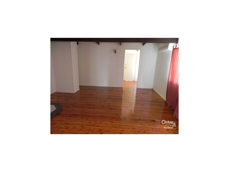 65 Lakedge Ave, Berkeley Vale NSW 2261