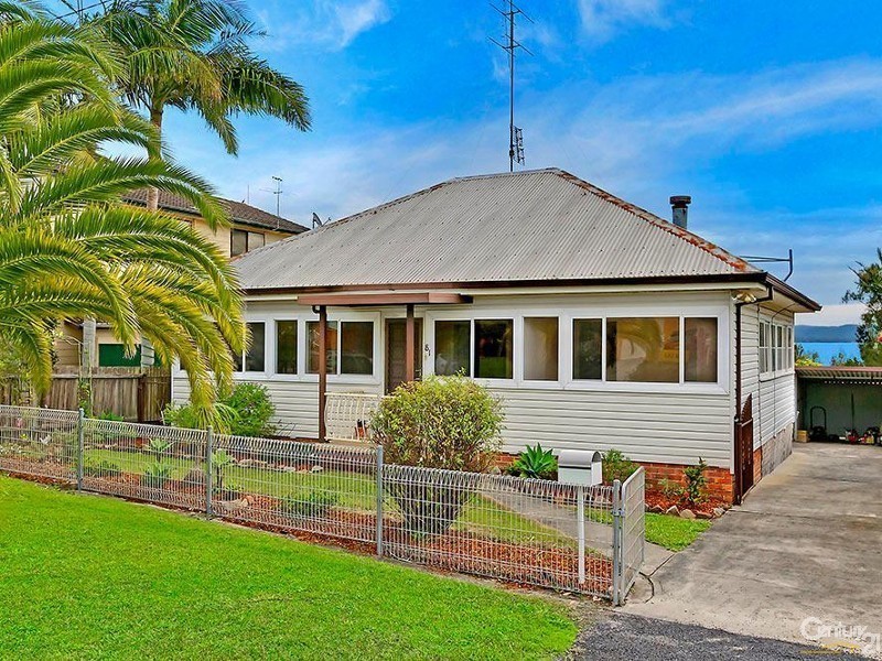 81 Lakeside Parade, The Entrance NSW 2261