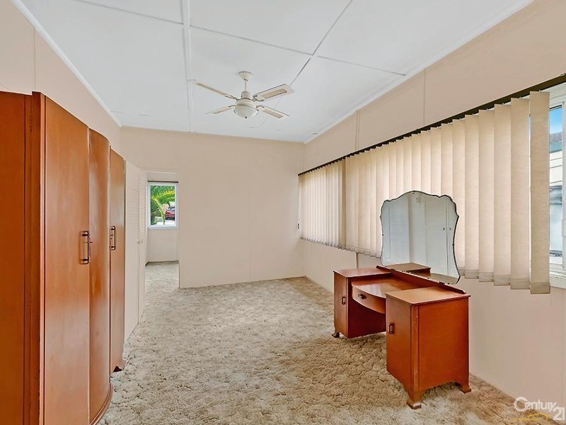 81 Lakeside Parade, The Entrance NSW 2261