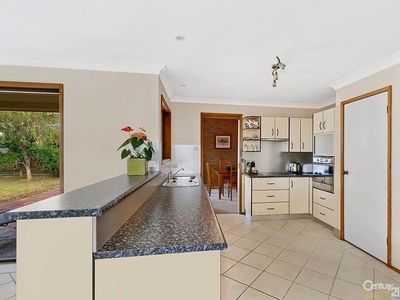 3 Scott Bruce Place, Tumbi Umbi NSW 2261