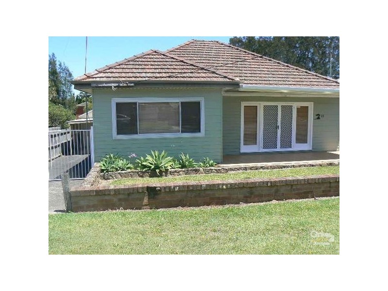 13 Mcgirr Avenue, The Entrance NSW 2261