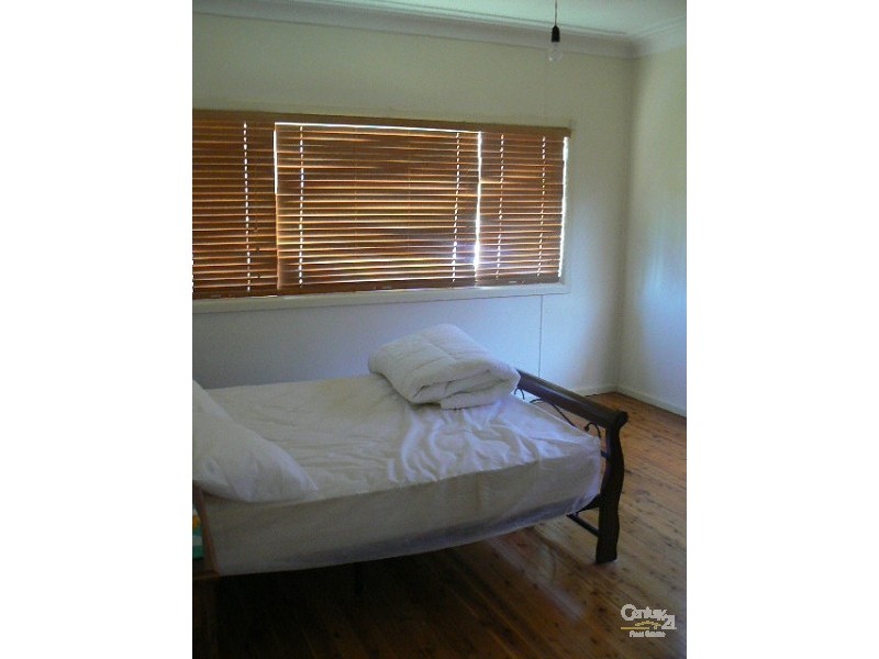 13 Mcgirr Avenue, The Entrance NSW 2261