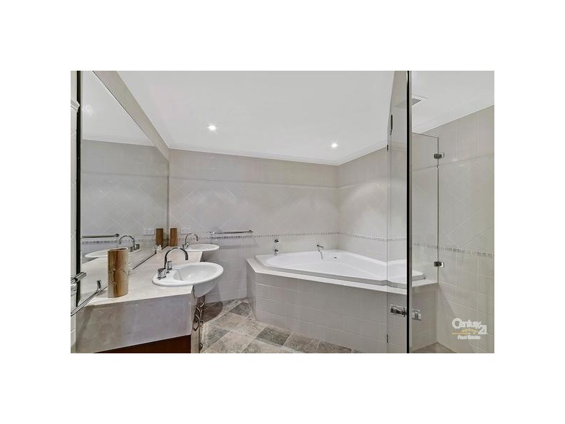 3A/110 Ocean Parade, Blue Bay NSW 2261