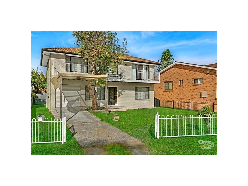 8 Tuggerah Parade, The Entrance NSW 2261