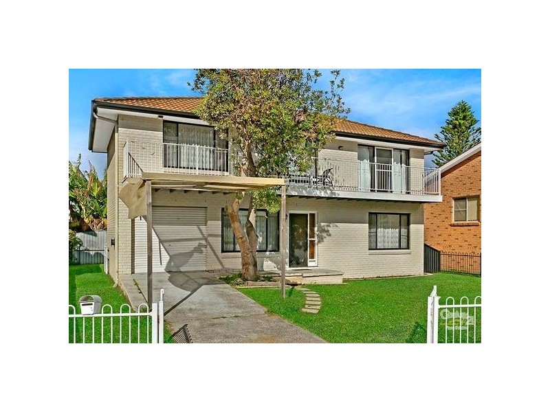 8 Tuggerah Parade, The Entrance NSW 2261