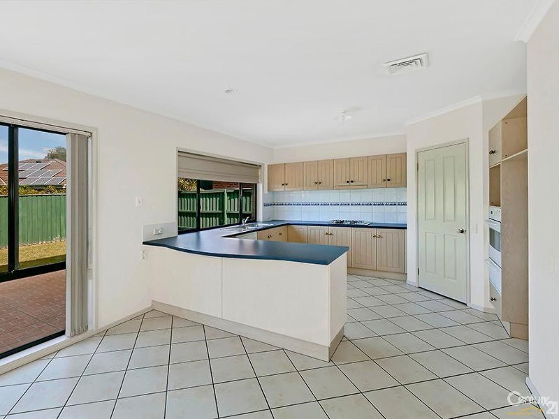 2 David Mews, Mardi NSW 2259