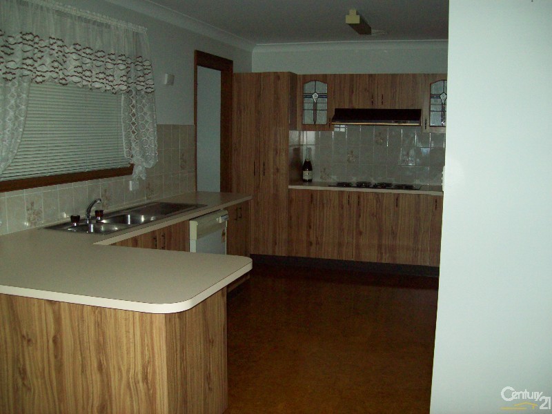 7 Marilyn Cres, Tumbi Umbi NSW 2261