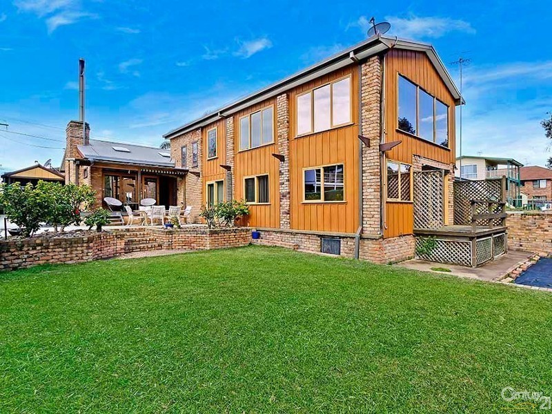 93 Lakeside Parade, The Entrance NSW 2261