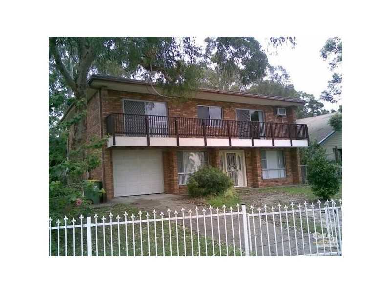 162 Sunrise Avenue, Budgewoi NSW 2262