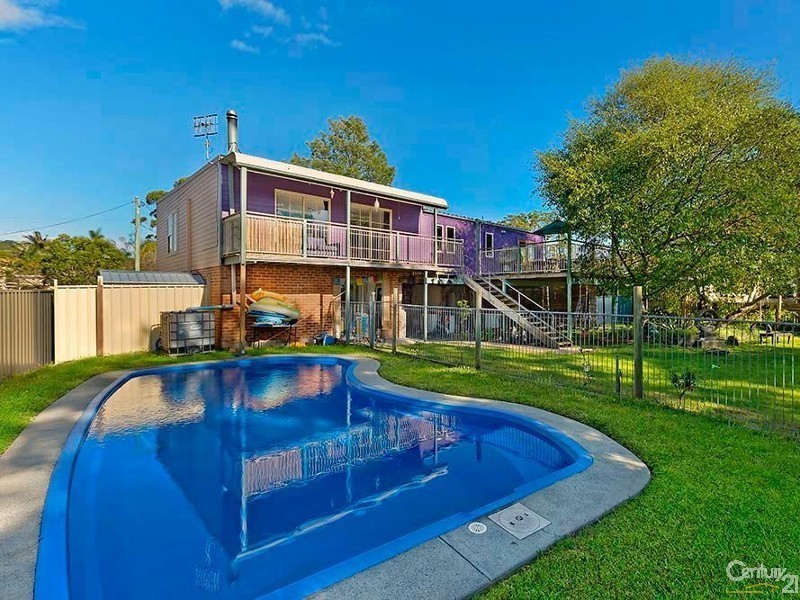 27 Laguna Parade, Berkeley Vale NSW 2261