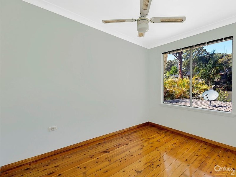 38 Gladys Avenue, Berkeley Vale NSW 2261