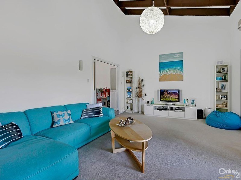 25 Waratah Street, Bateau Bay NSW 2261