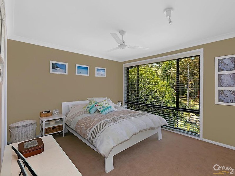 25 Waratah Street, Bateau Bay NSW 2261