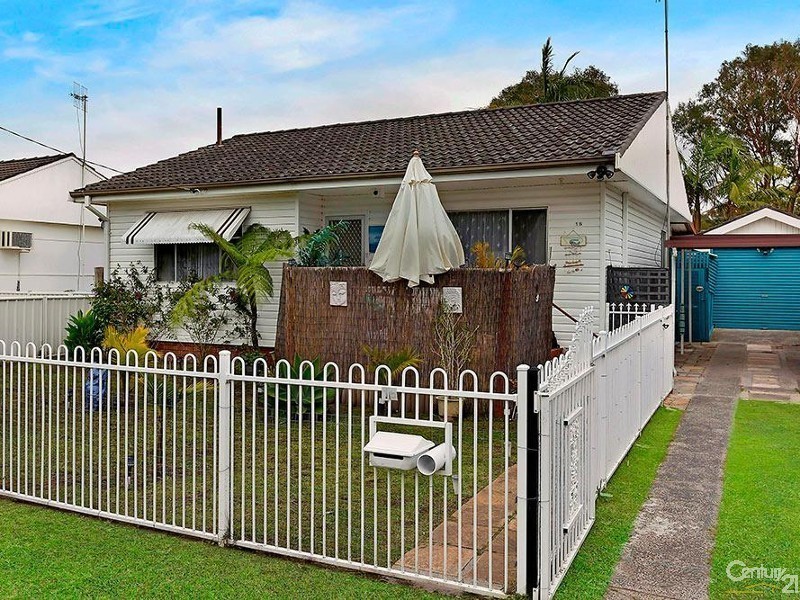 15 Macarthur Street, Killarney Vale NSW 2261