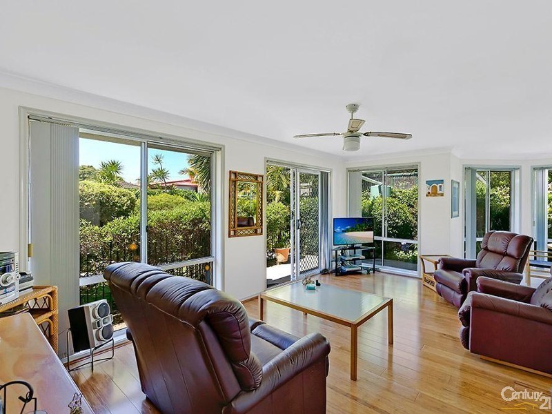 28 Oaks Avenue, Long Jetty NSW 2261
