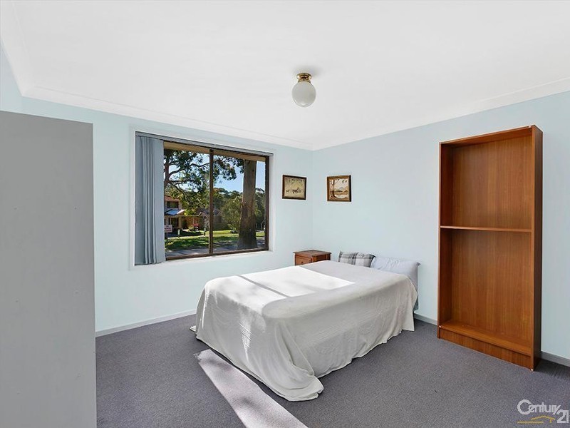 1/1 Hobbs Close, Bateau Bay NSW 2261