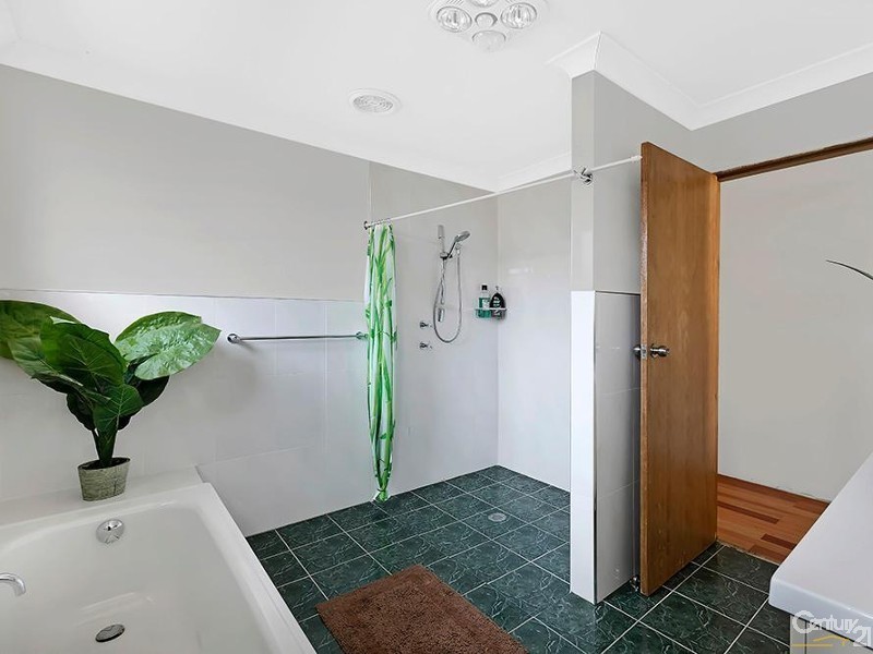 35 Emu Drive, San Remo NSW 2262