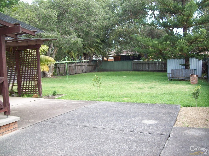 69 McLachlan Ave, Long Jetty NSW 2261