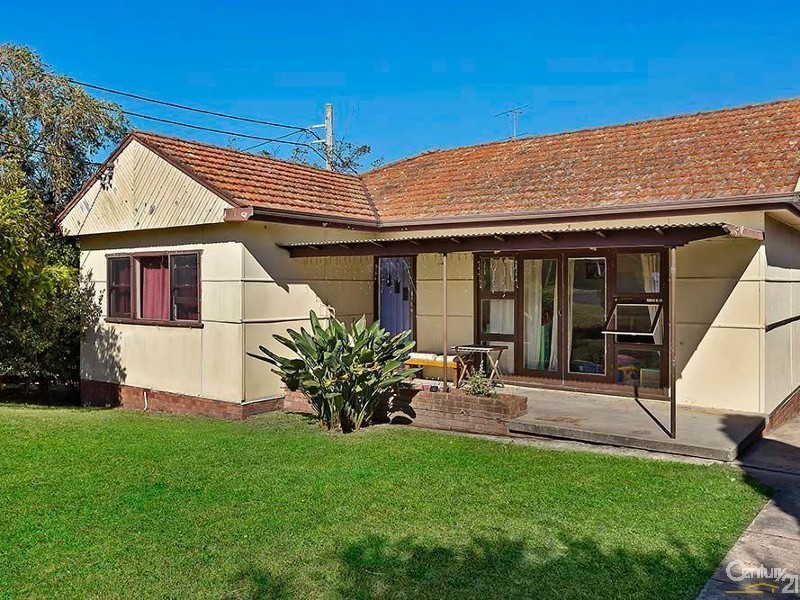 107 Lakeside Parade, The Entrance NSW 2261