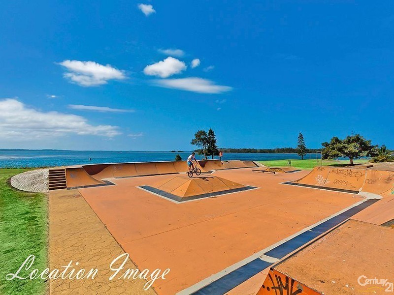 107 Lakeside Parade, The Entrance NSW 2261