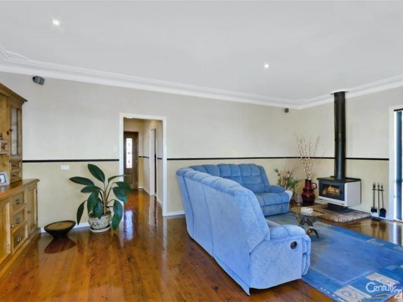 15 Torres Street, Killarney Vale NSW 2261