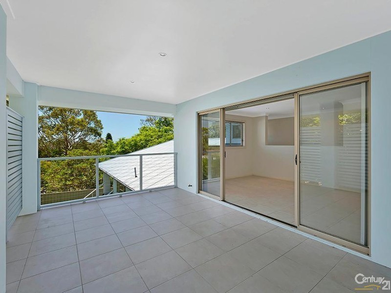 23 Donegal Road, Berkeley Vale NSW 2261