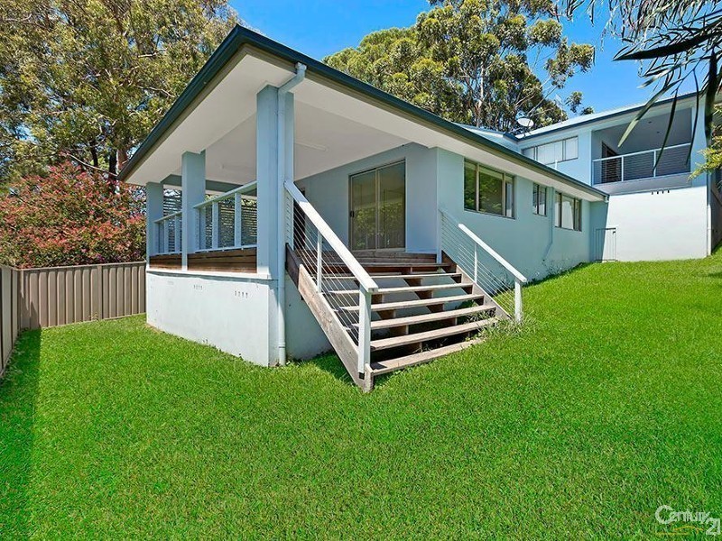23 Donegal Road, Berkeley Vale NSW 2261