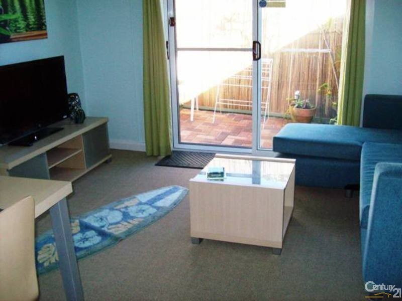 1/37 Hutton Road, The Entrance North NSW 2261