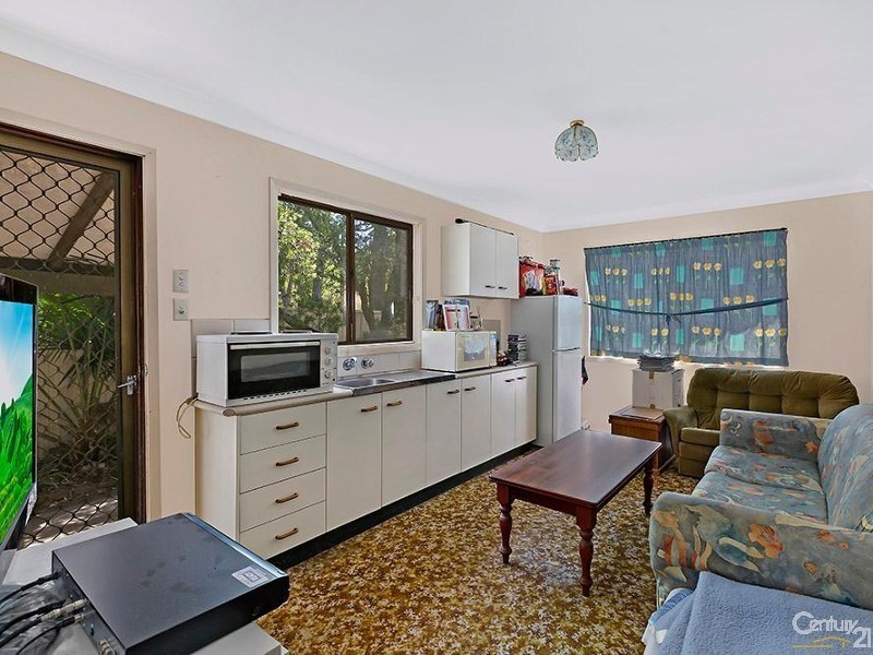 19 Chetwynd Avenue, Berkeley Vale NSW 2261